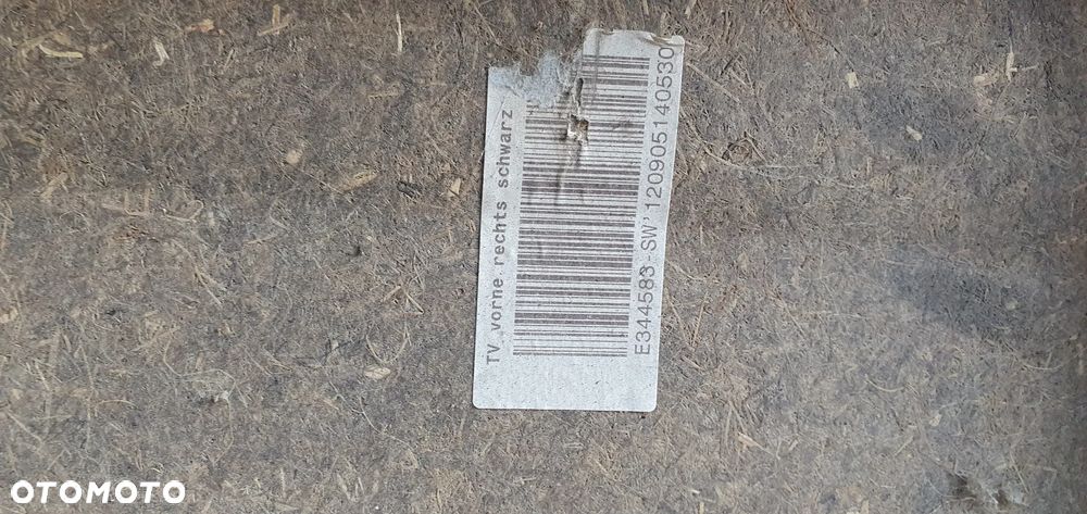 Boczek tapicerka prawy przód przednia prawa skóra BMW 5 E60 - 10