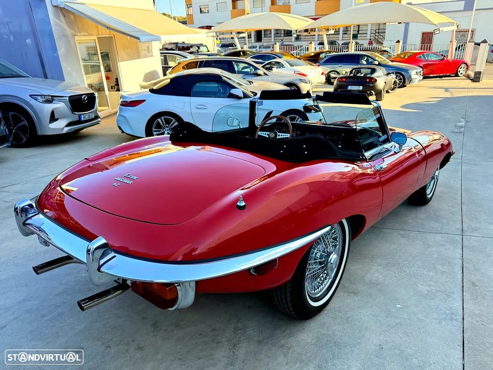Jaguar E-Type - 3