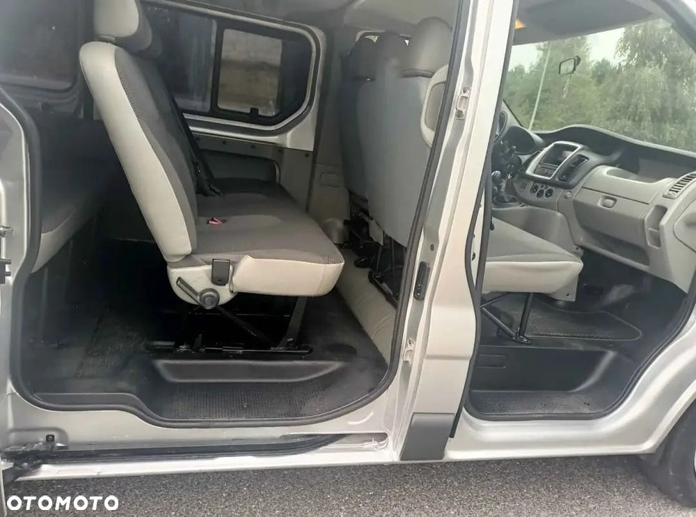 Opel Vivaro - 5