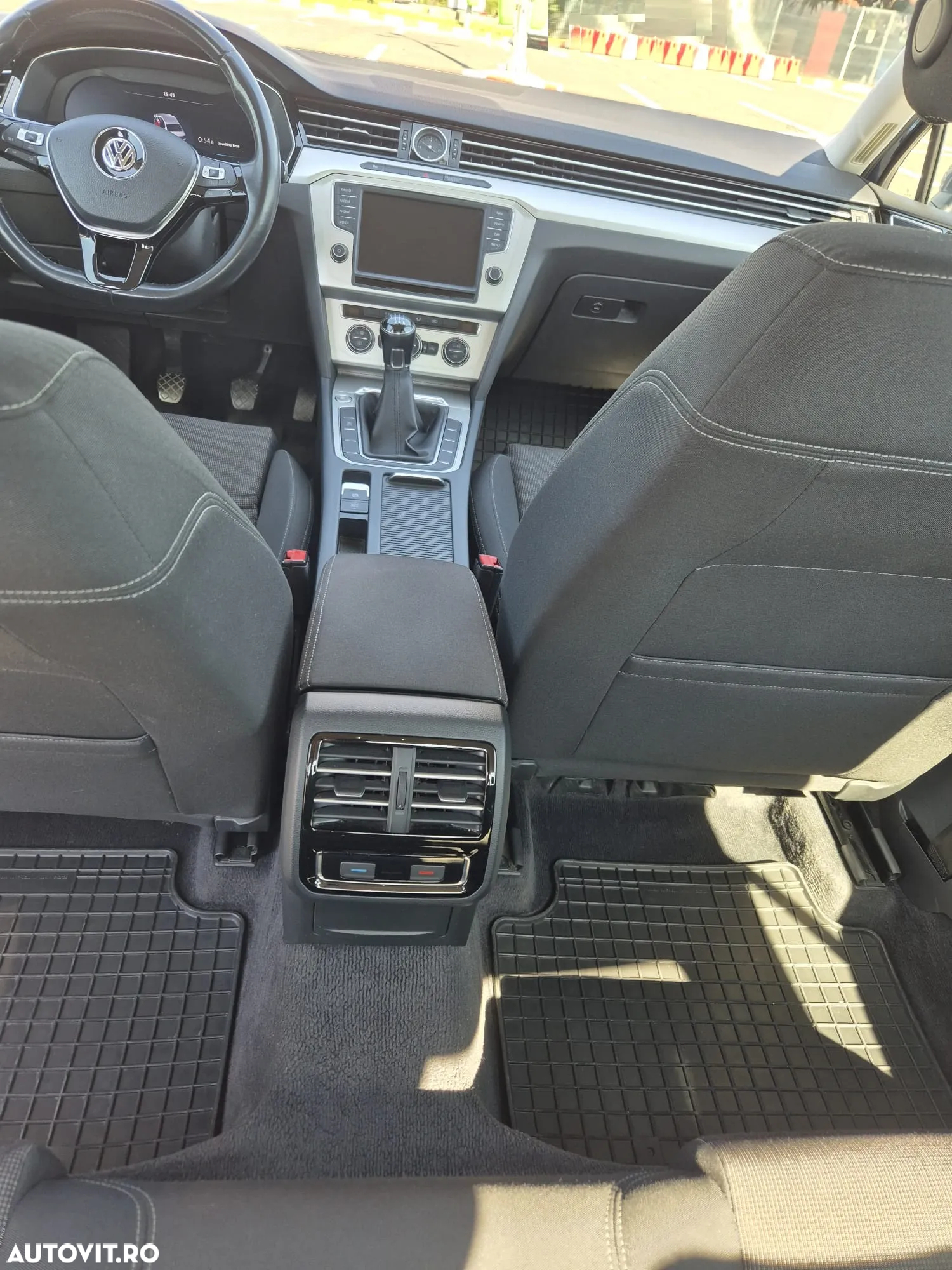 Volkswagen Passat 1.6 TDI (BlueMotion Technology) Comfortline - 10