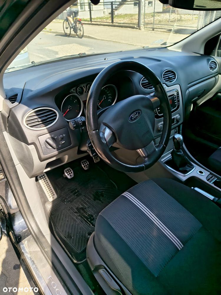 Ford Focus 1.6 16V Black Magic - 3