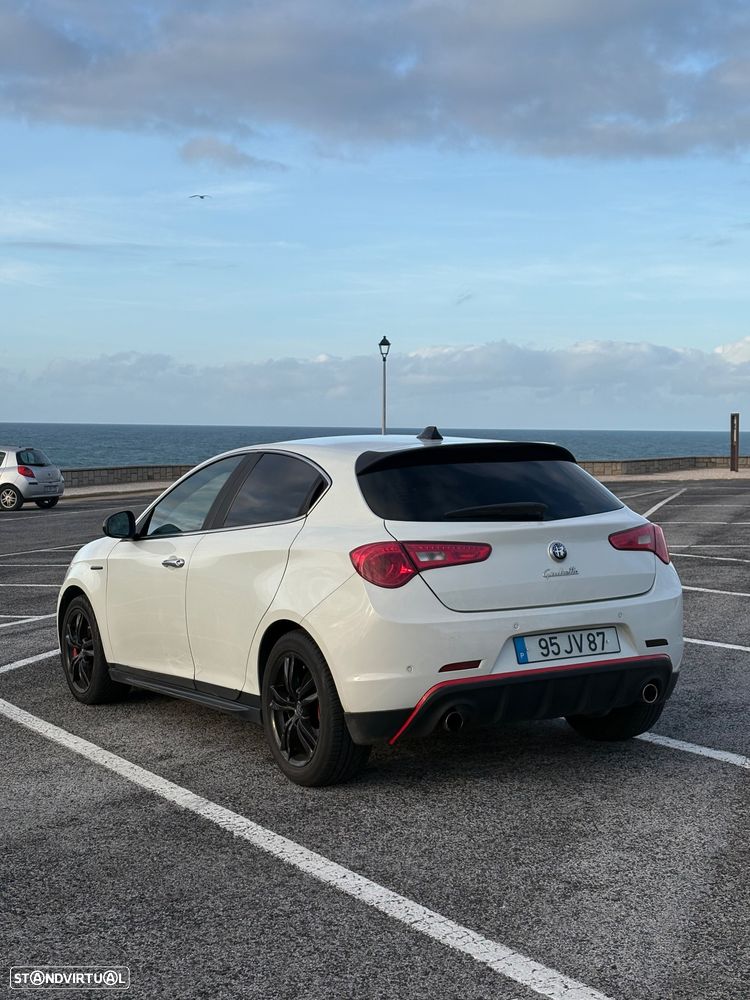 Alfa Romeo Giulietta 1.6 JTDM Distinctive - 13