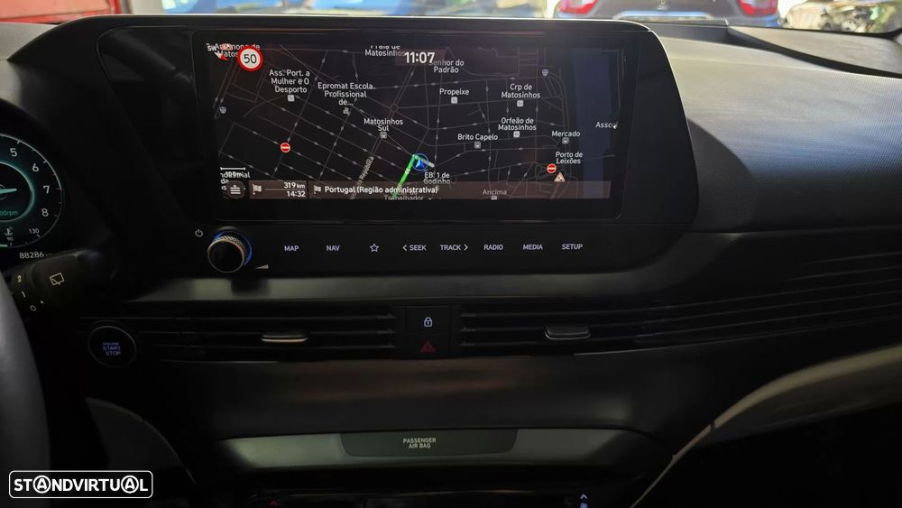 Hyundai Bayon 1.0 T-GDI Premium - 24