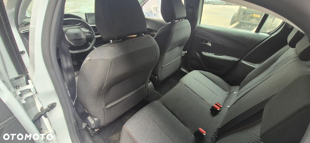 Peugeot 208 1.2 PureTech Allure Pack S&S - 32