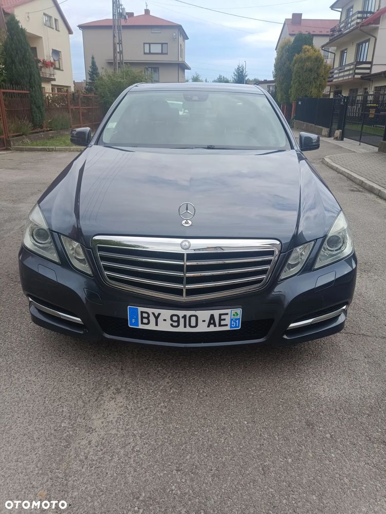 Mercedes-Benz Klasa E 220 CDI DPF BlueEFFICIENCY 7G-TRONIC - 3