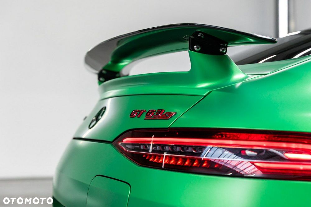Mercedes-Benz AMG GT - 19