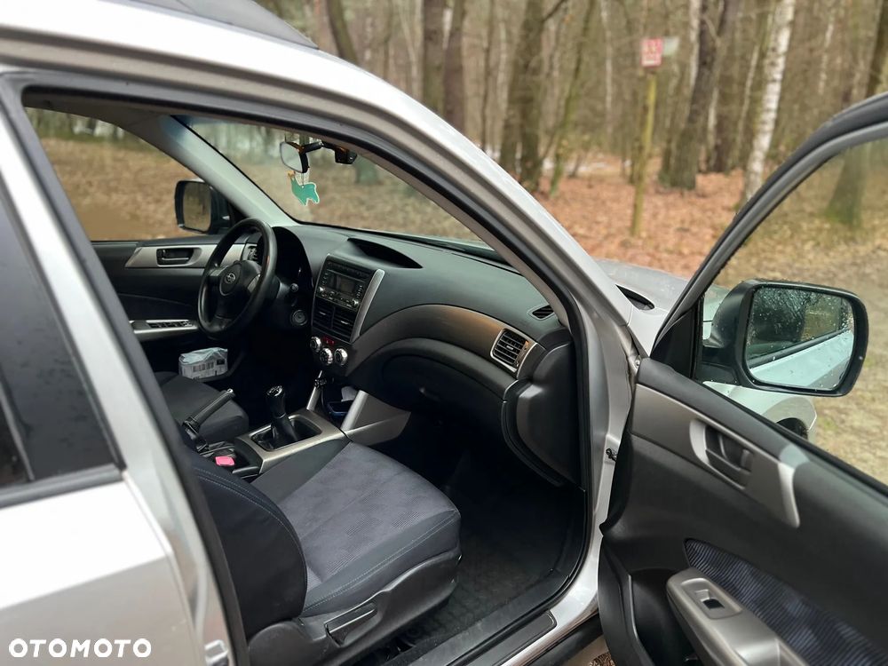 Subaru Forester 2.0 XA Euro5 - 28