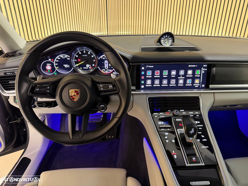 Porsche Panamera 4 E-Hybrid Platinum Edition com PDLS - 10
