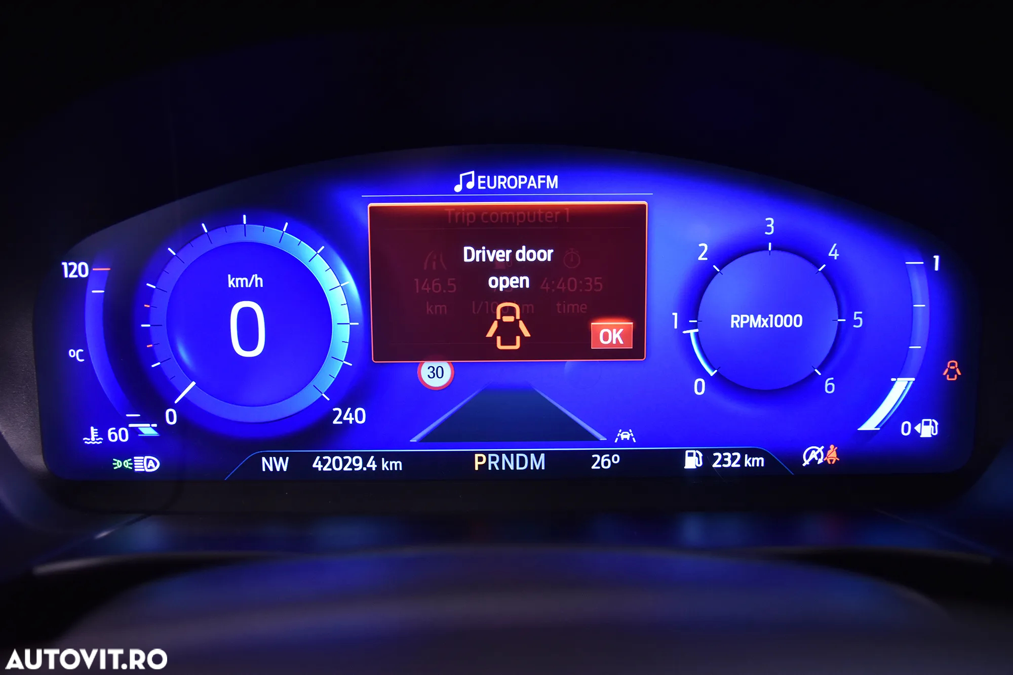 Ford Kuga - 10