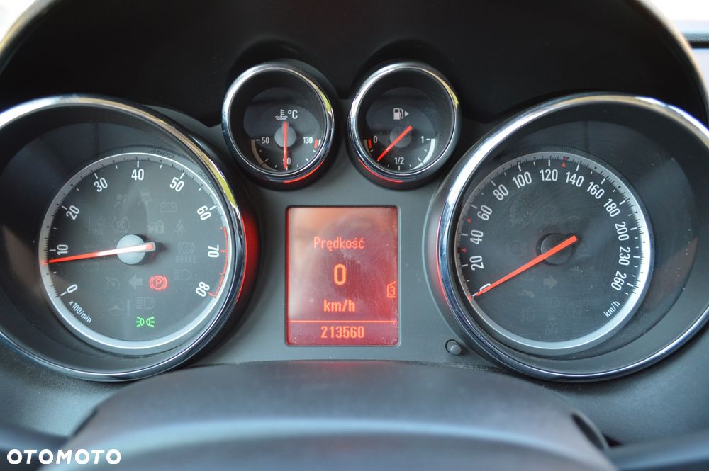 Opel Astra 1.4 T Enjoy - 10