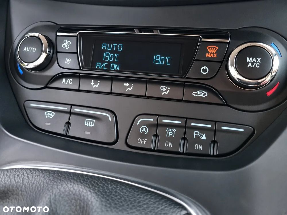 Ford C-MAX - 16
