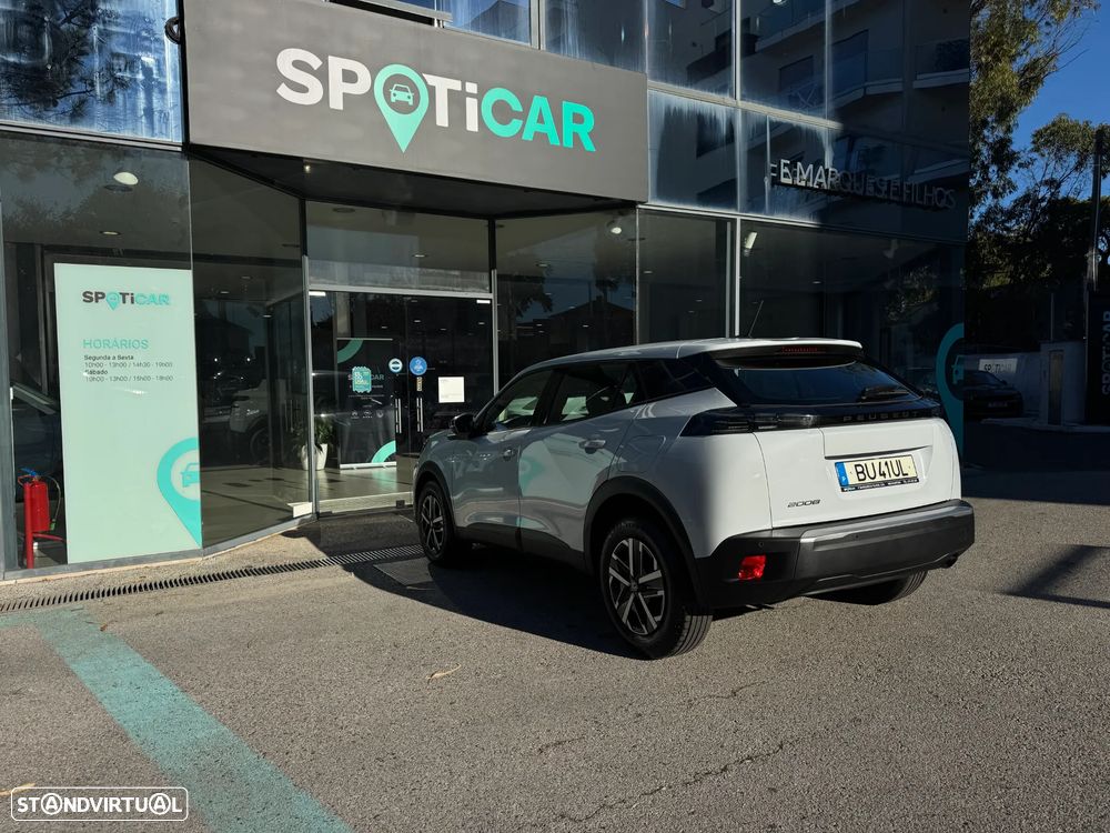 Peugeot 2008 1.2 PureTech SE Style - 7