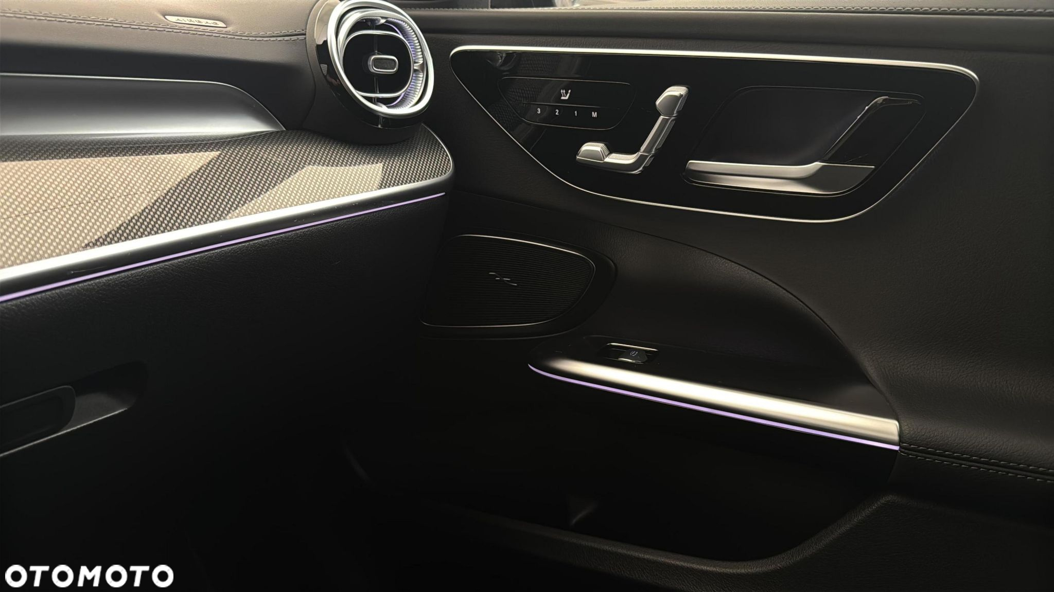 Mercedes-Benz Klasa C 220 d mHEV 4-Matic - 28