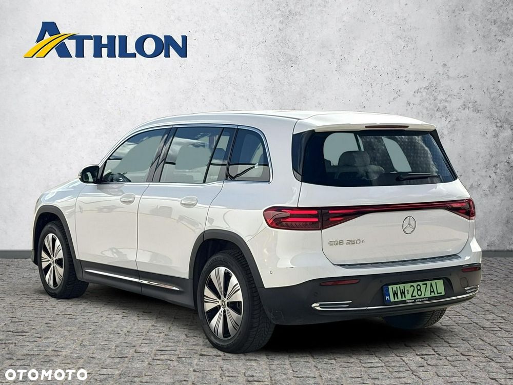 Mercedes-Benz EQB 250 70.5kWh Progressive - 3