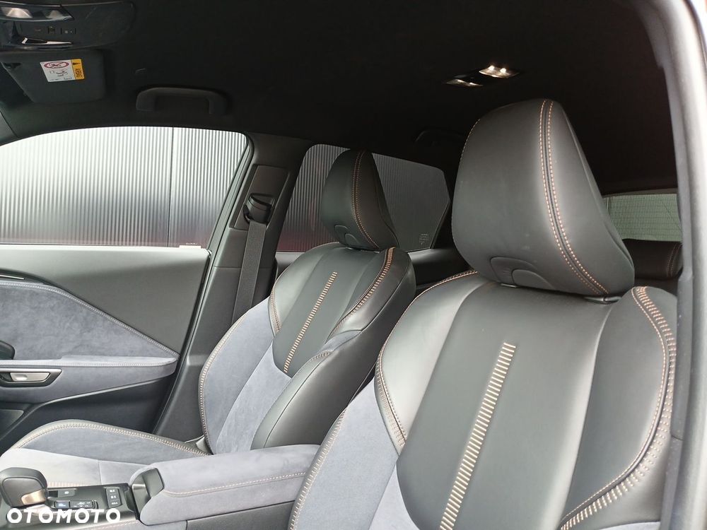 Lexus LBX 1.5 Hybrid Cool AWD - 17