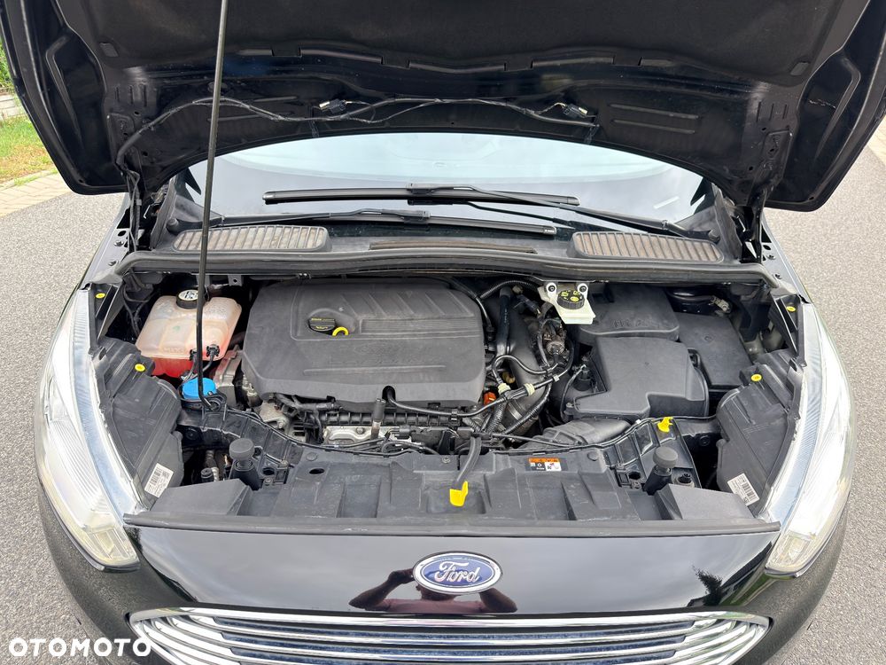 Ford C-MAX 1.5 EcoBoost Titanium ASS - 37