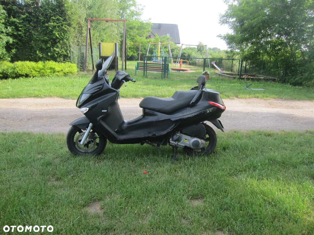 Piaggio X8 - 4