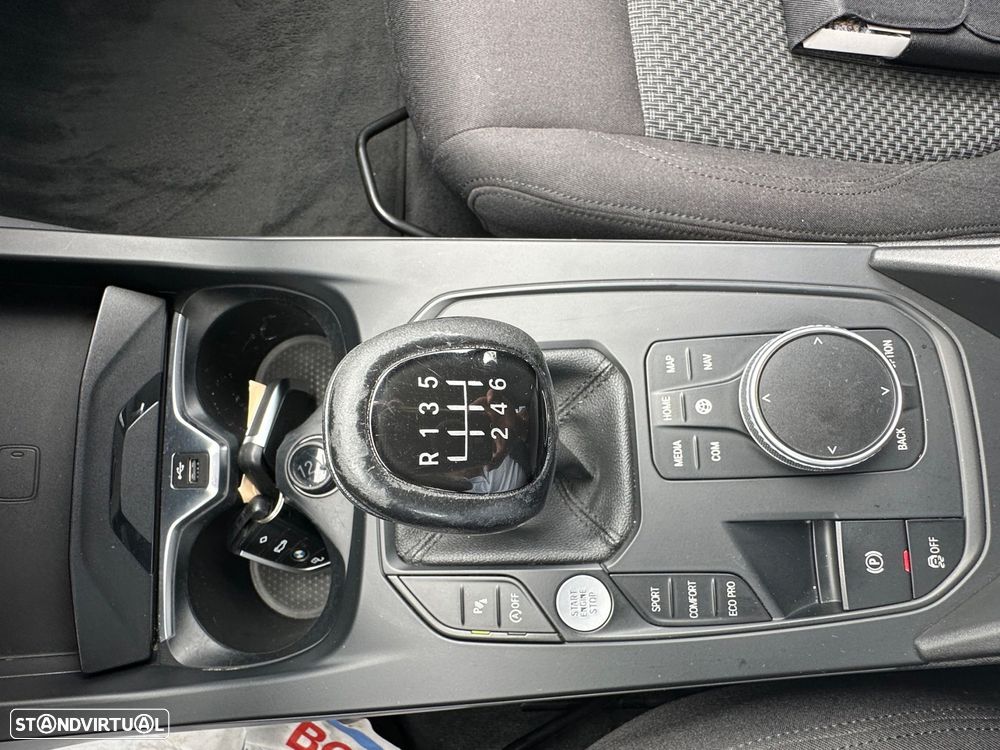 BMW 118 - 25