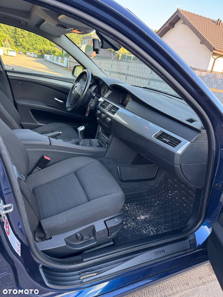 BMW Seria 5 520d Touring Edition Lifestyle - 19