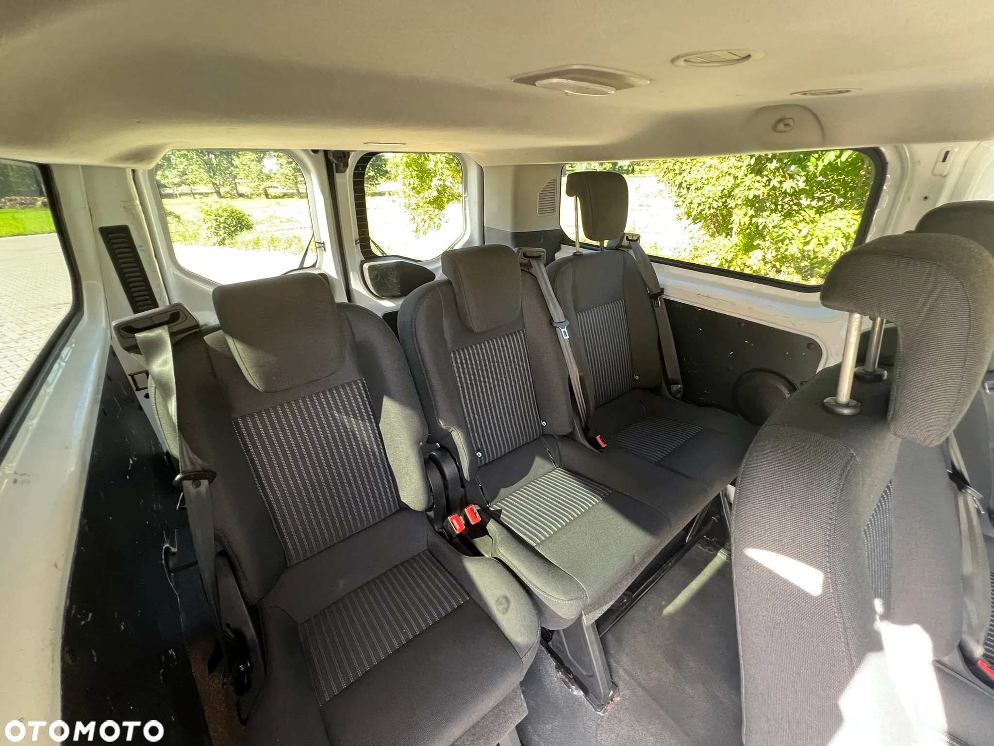 Ford Transit Custom 290 L2H1 Limited - 23