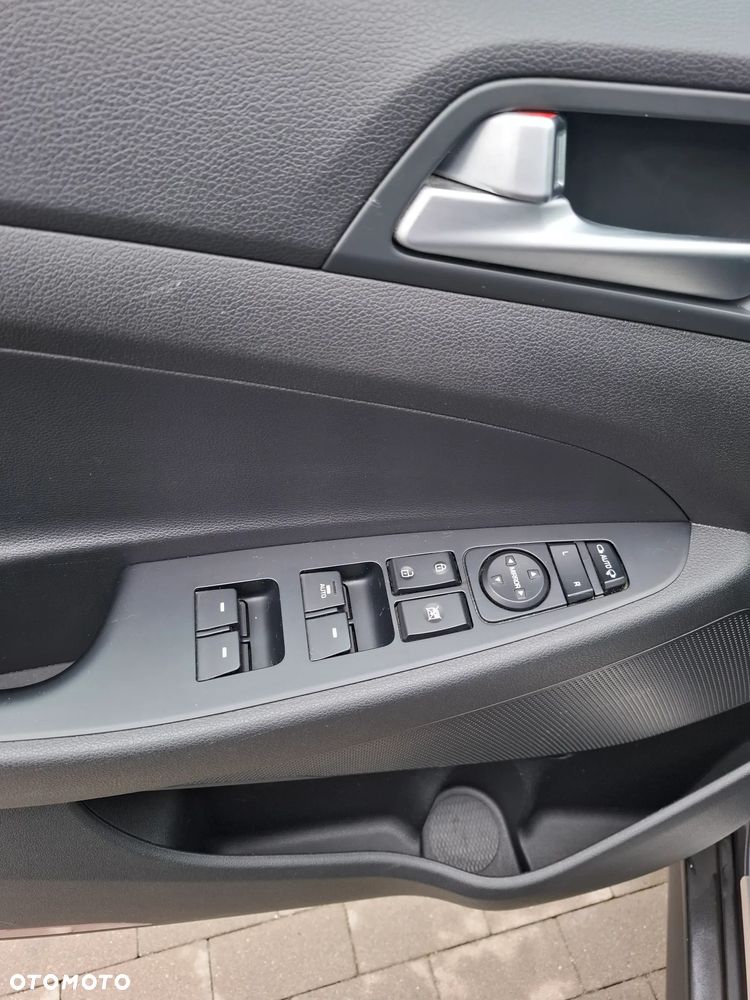 Hyundai Tucson 1.6 GDI BlueDrive Comfort 2WD - 36