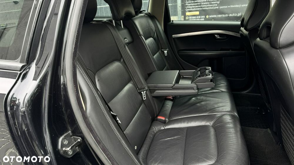 Volvo XC 70 2.4D AWD Kinetic - 10