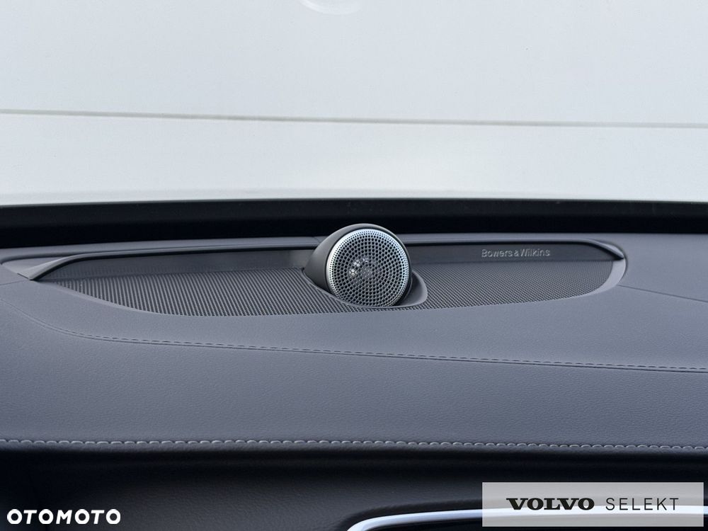 Volvo XC 90 - 30
