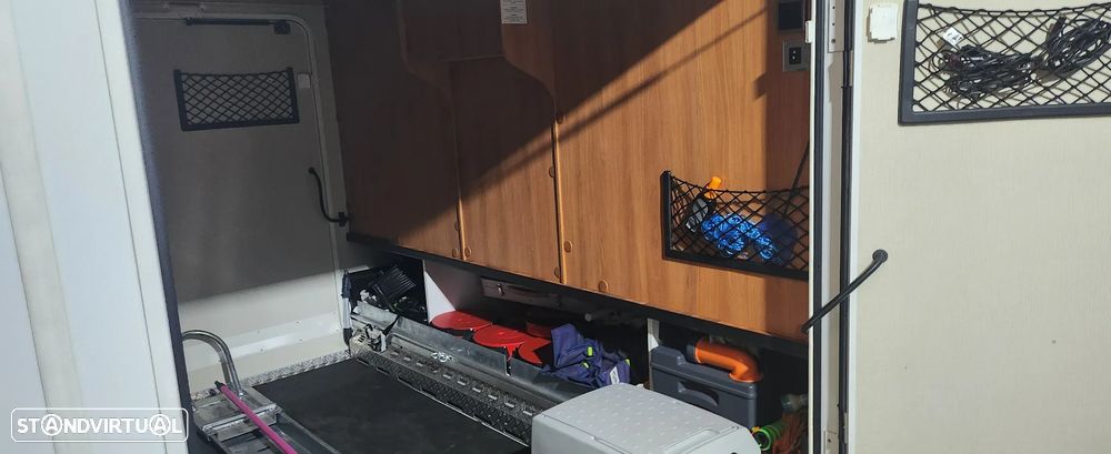 Hymer Nova - 40