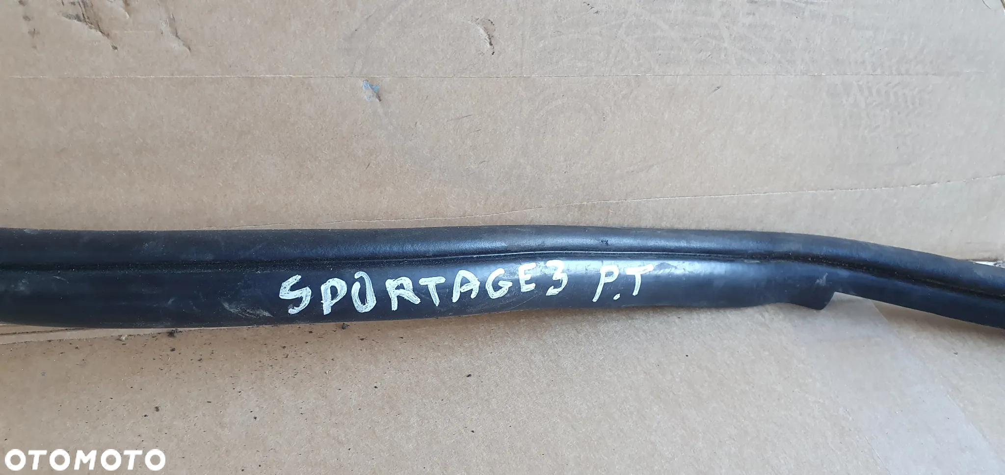 Uszczelka drzwi prawy tył tylna prawa Kia Sportage III - 6