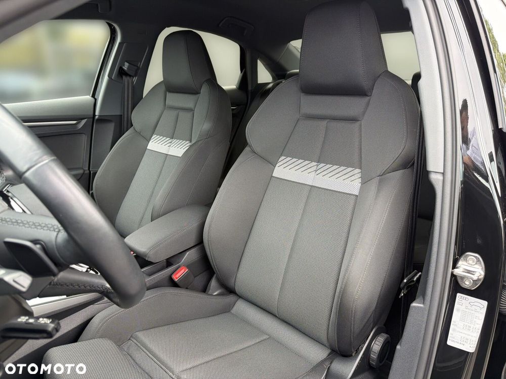 Audi A3 Limousine 35 TFSI mHEV S Line S tronic - 13