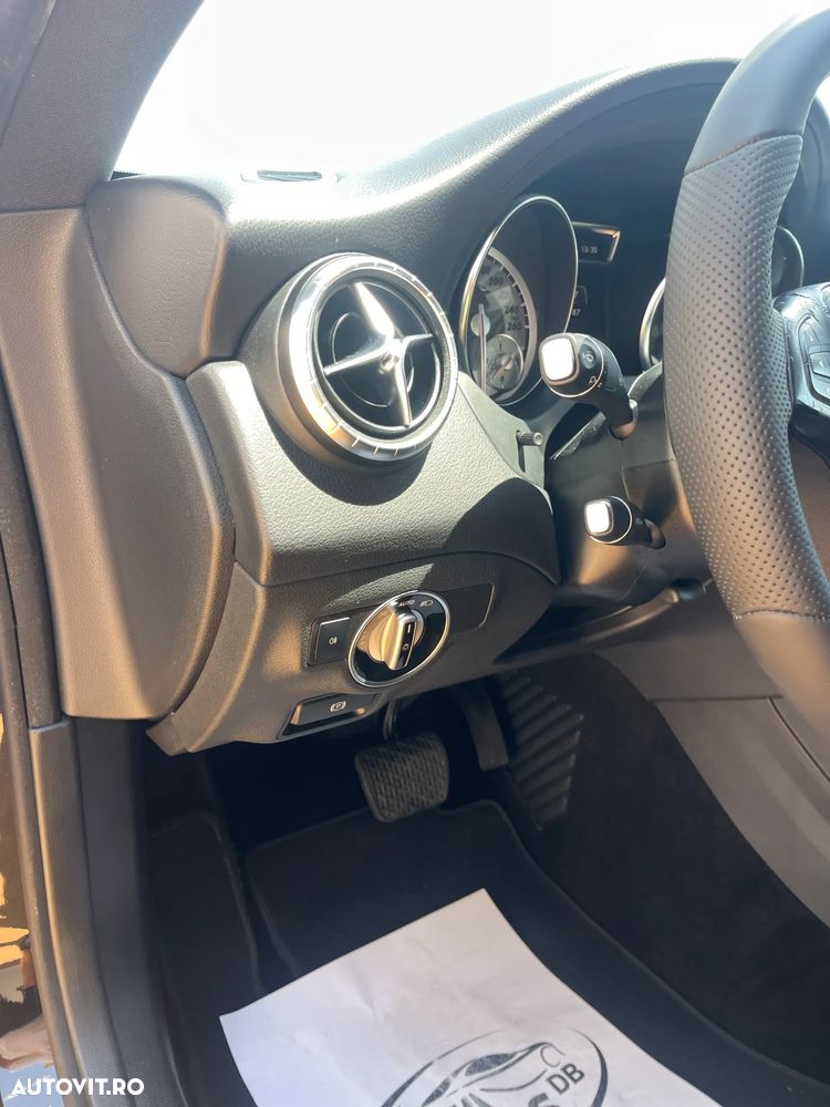 Mercedes-Benz CLA 220 d 7G-DCT - 33