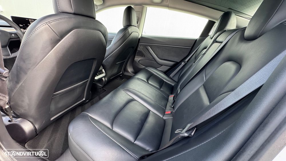 Tesla Model 3 Long Range Tração Integral - 29