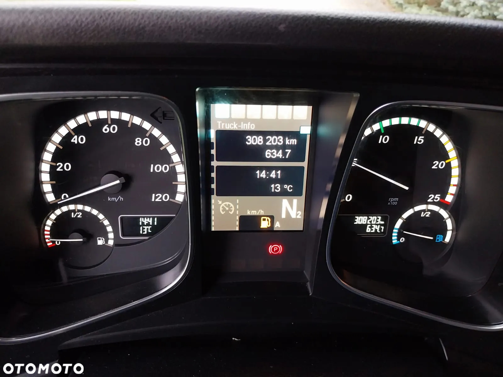 Mercedes-Benz Actros z HIAB 232/ składany w Z/ pilot - 9