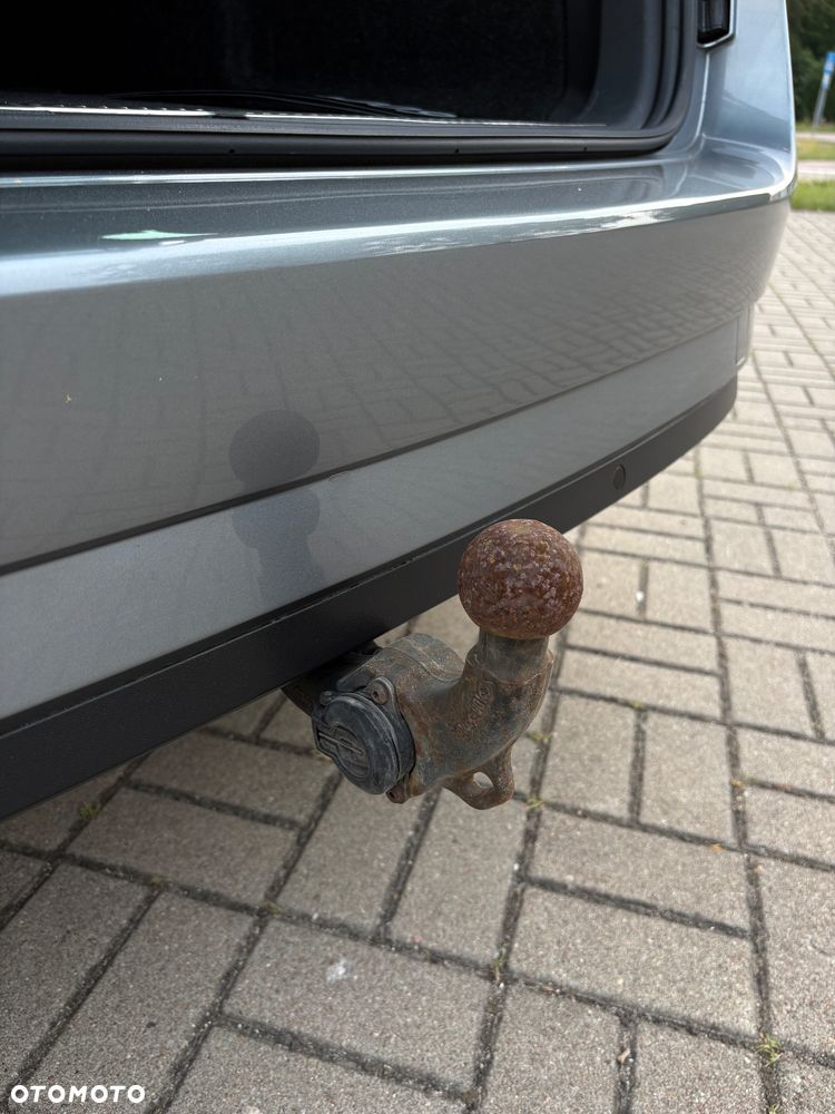 Skoda Superb 2.0 TDI Premium Edition - 35