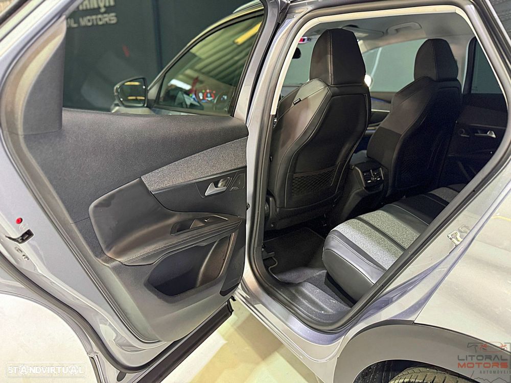 Peugeot 3008 1.2 PureTech Allure EAT6 - 16