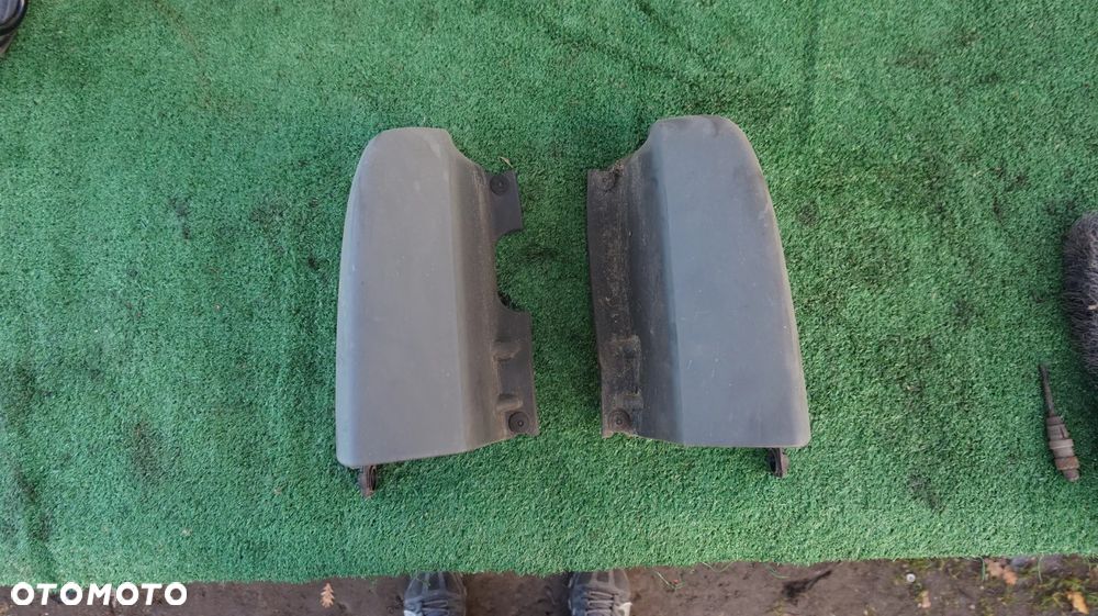 Renault Trafic II Opel Vivaro Nissan Primastar 2.0 DCI naroznik lampy tylnej lewy prawy