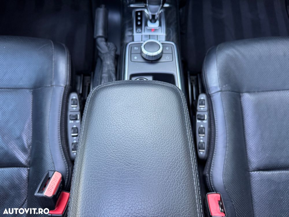 Mercedes-Benz G 350 BlueTEC 7G-TRONIC - 34