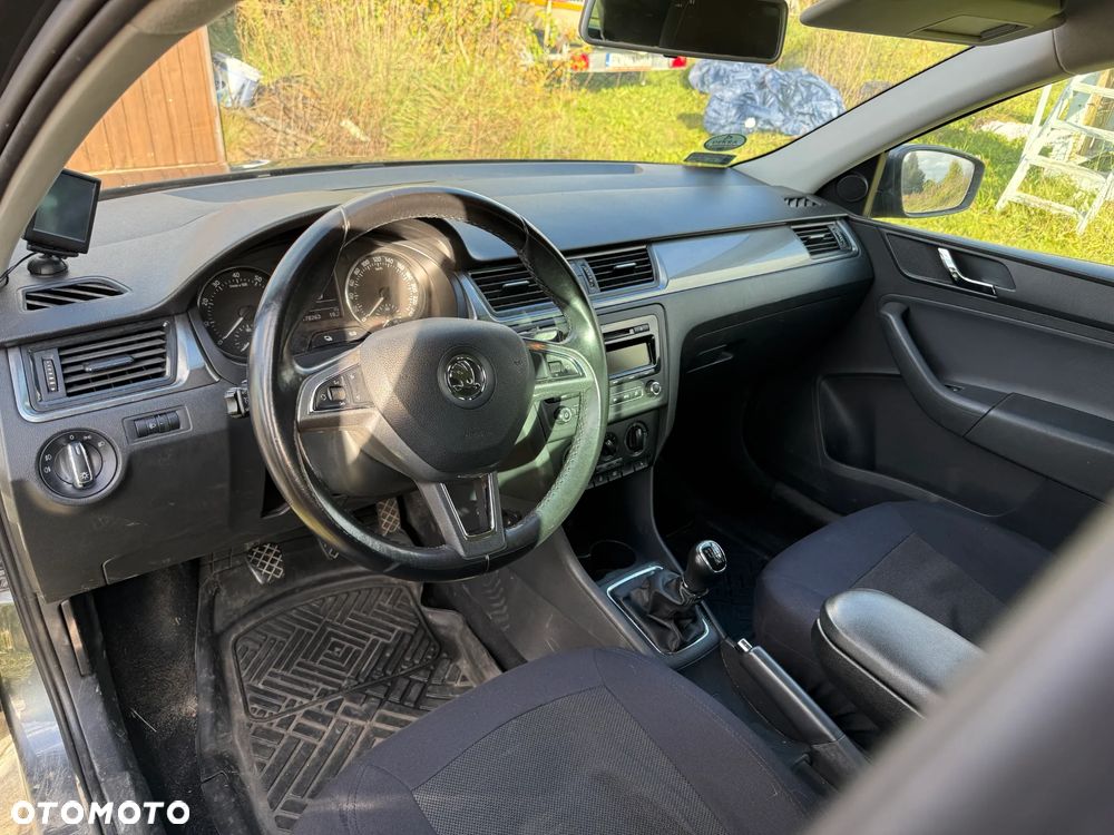 Skoda RAPID Spb 1.2 TSI Ambition - 9