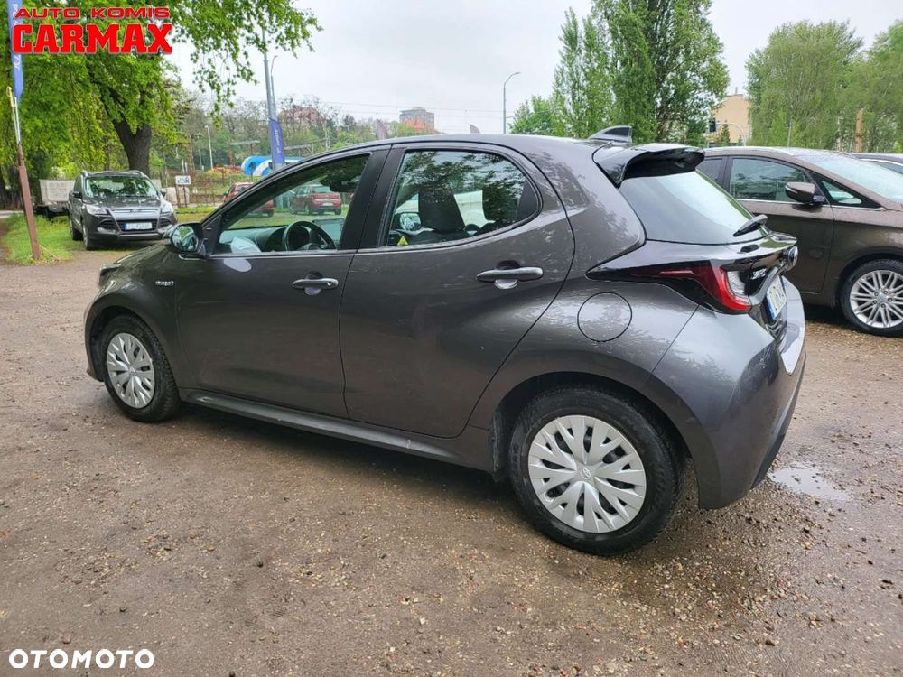 Toyota Yaris - 5