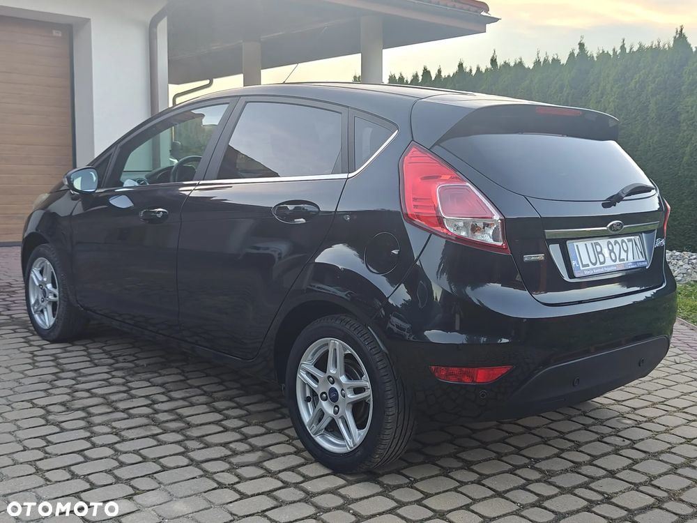 Ford Fiesta 1.0 EcoBoost Titanium - 12