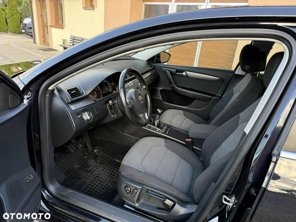 Volkswagen Passat 1.8 TSI Comfortline - 15