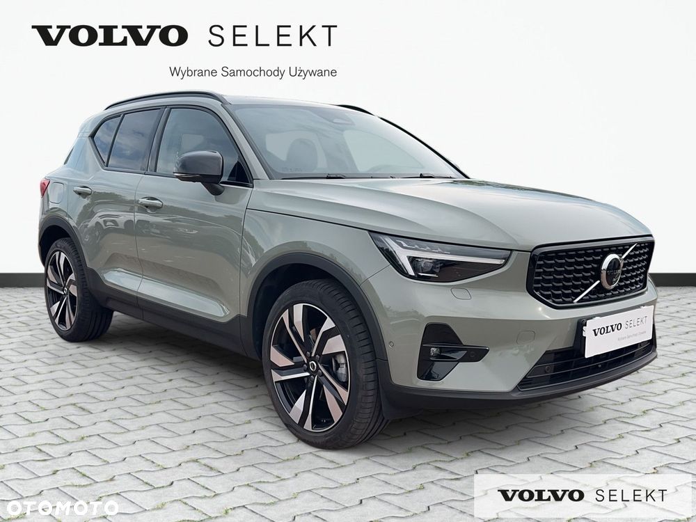 Volvo XC 40 B4 Ultra Dark - 4
