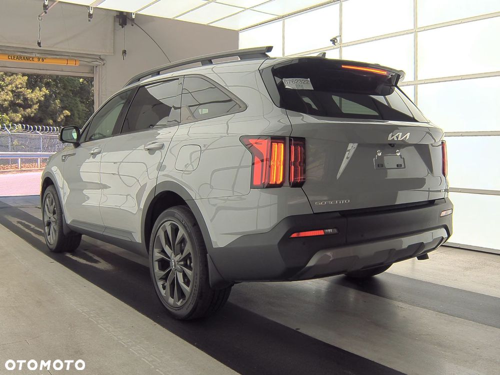 Kia Sorento 2.4 GDI AWD Vision - 6