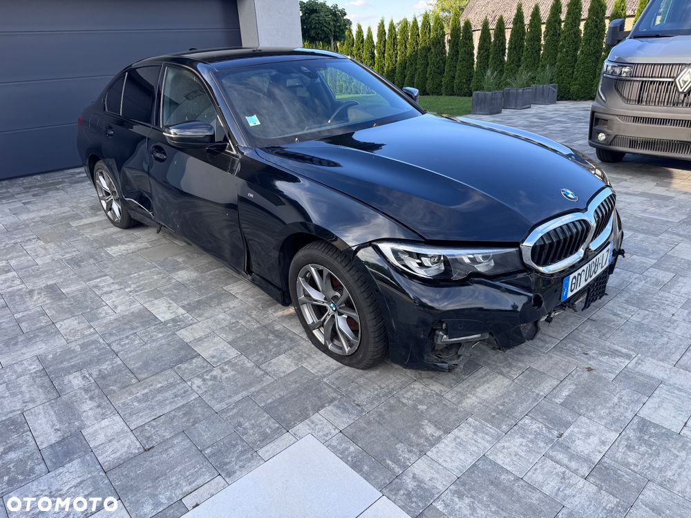BMW Seria 3 320d xDrive M Sport - 3