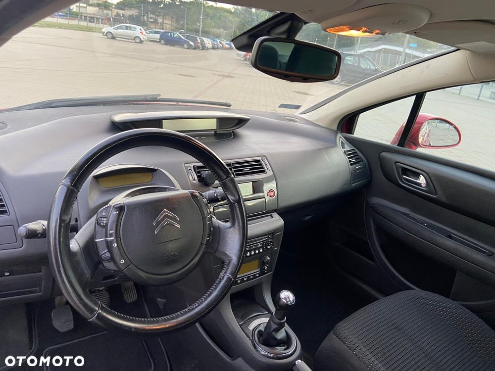 Citroën C4 1.6 16V X - 32