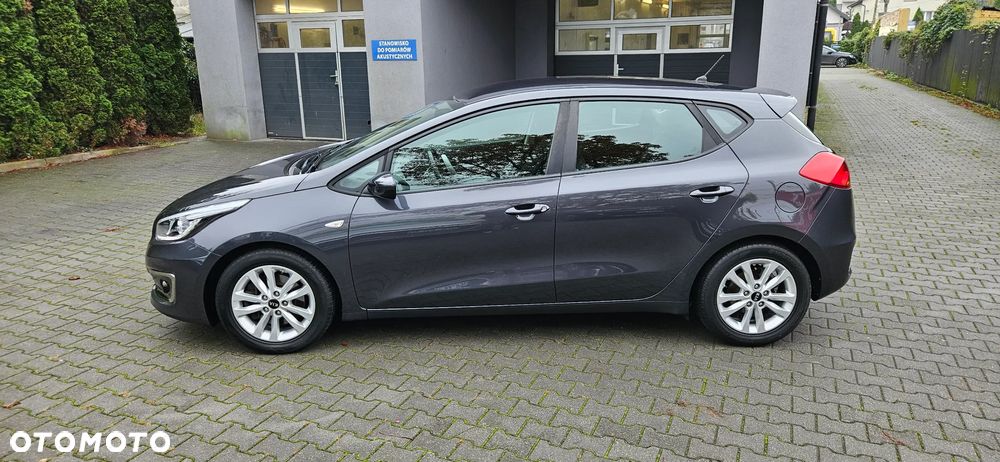 Kia Ceed 1.4 CVVT Dream-Team Edition - 5