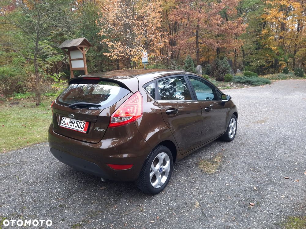 Ford Fiesta - 9