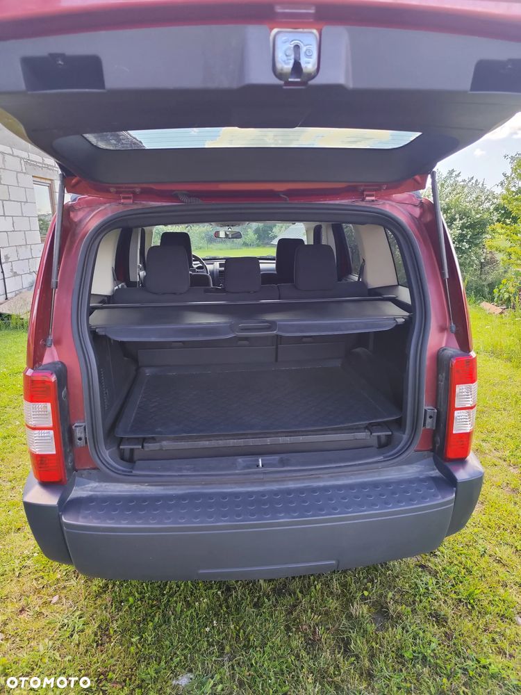 Dodge Nitro 2.8 CRD SE - 13