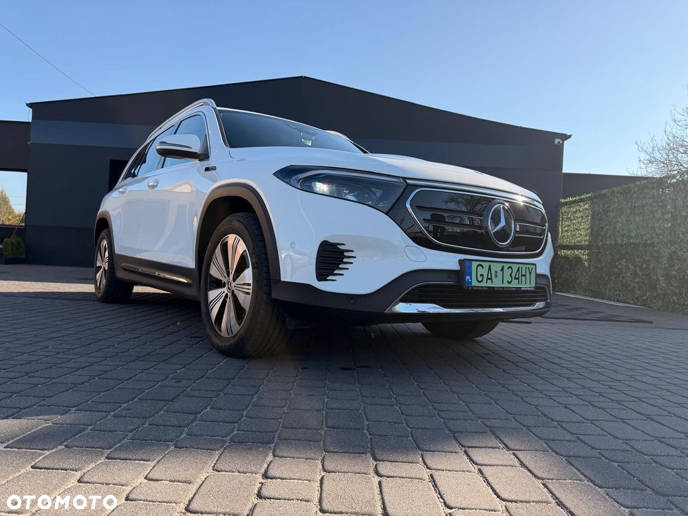 Mercedes-Benz EQB 250 66.5kWh AMG - 6