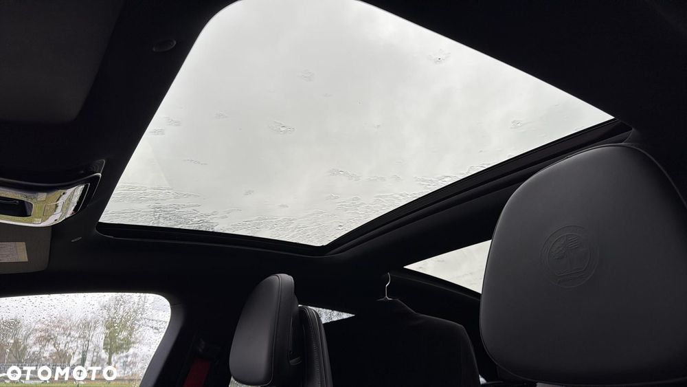 Mercedes-Benz EQE - 12